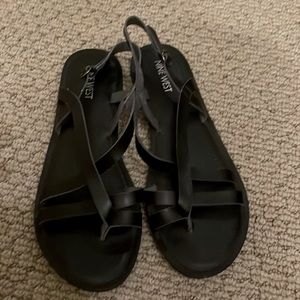 Nine West black flat strapped sandals